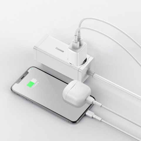 Mała ładowarka sieciowa Compact 2x USB 10.5W biały Mała ładowarka sieciowa Compact 2x USB 10.5W biały