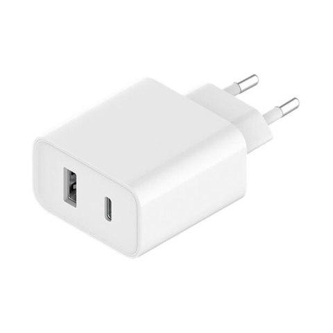 Szybka ładowarka sieciowa Xiaomi Travel Charger Combo USB / USB-C 33W PD biała Szybka ładowarka sieciowa Xiaomi Travel Charger Combo USB / USB-C 33W PD biała