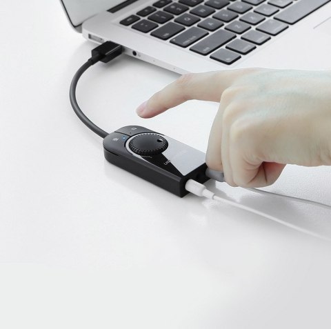 Zewnętrzna karta dzwiękowa adapter USB - 3.5 mm mini jack z regulacją głośności 15cm czarny Zewnętrzna karta dzwiękowa adapter USB - 3.5 mm mini jack z regulacją głośności 15cm czarny
