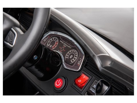 Samochód na akumulator Audi RS Q8 czarny Samochód na akumulator Audi RS Q8 czarny