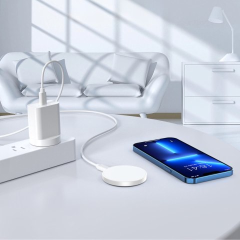 Ładowarka indukcyjna do iPhone MagSafe z uchwytem 15W biała Ładowarka indukcyjna do iPhone MagSafe z uchwytem 15W biała