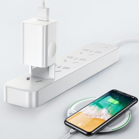 Ładowarka sieciowa zasilacz do kabla USB Quick Charge 3.0 biały Ładowarka sieciowa zasilacz do kabla USB Quick Charge 3.0 biały