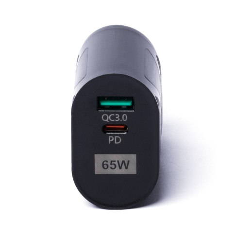 Mała ładowarka GaN 65W z portami USB USB-C QC3.0 PD szybkie ładowanie czarna Mała ładowarka GaN 65W z portami USB USB-C QC3.0 PD szybkie ładowanie czarna
