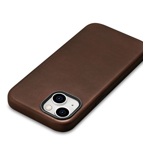 Skórzane etui pokrowiec do iPhone 15 Plus Oil Wax Premium Leather MagSafe brązowe Skórzane etui pokrowiec do iPhone 15 Plus Oil Wax Premium Leather MagSafe brązowe