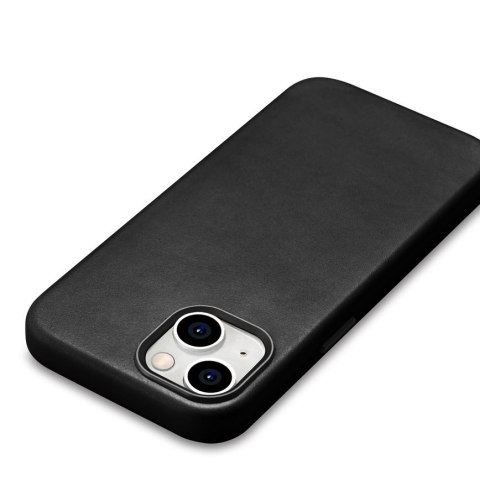 Skórzane etui pokrowiec do iPhone 15 Plus Oil Wax Premium Leather MagSafe czarne Skórzane etui pokrowiec do iPhone 15 Plus Oil Wax Premium Leather MagSafe czarne