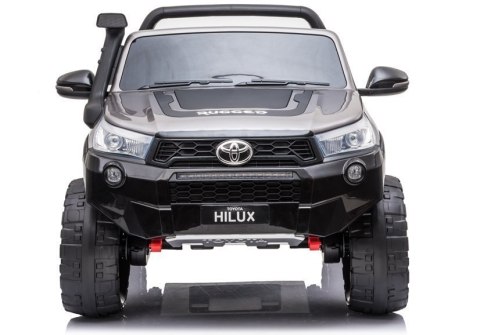 Auto na Akumulator Toyota Hilux Srebrny Lakierowany Auto na Akumulator Toyota Hilux Srebrny Lakierowany